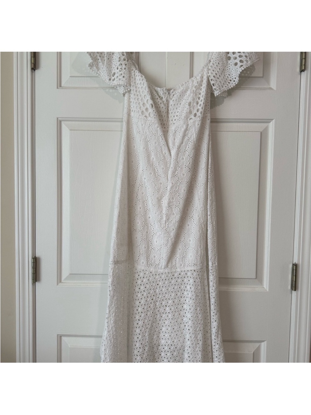Farm Rio Eyelet Dress - Picture 3 of 6
